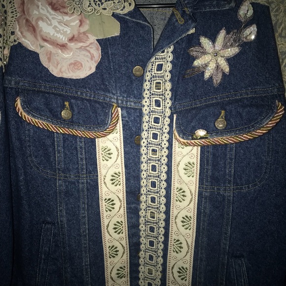 🔻SOLD🔻 - Picture 3 of 4